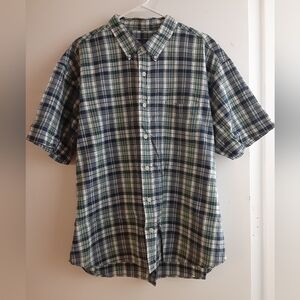 Men's short sleeve button down shirt XL